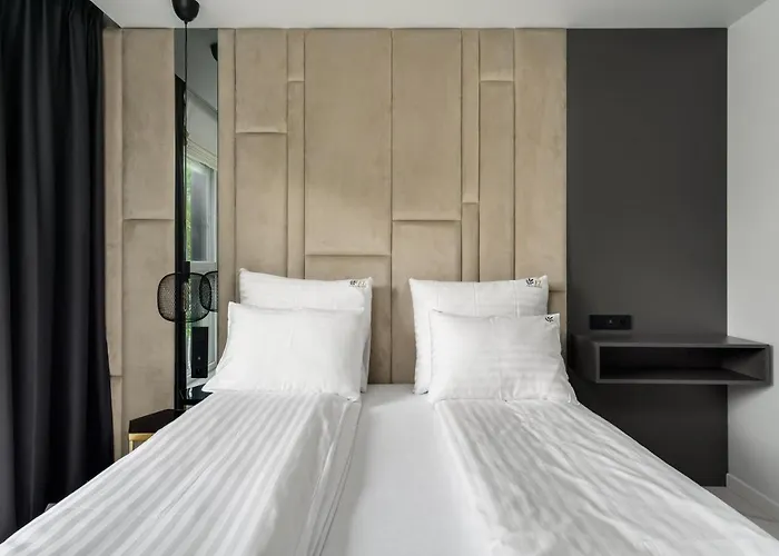 El - Gemini アパート *