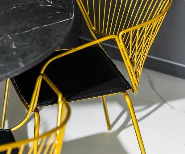 El - Gemini アパート *